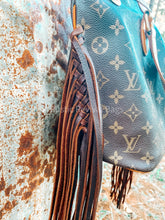 Load image into Gallery viewer, The Lydia Shoulder Bag