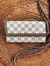 Load image into Gallery viewer, White Damier Wallet