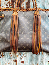 Load image into Gallery viewer, The Esther Tote - Brown