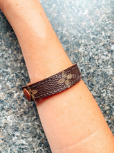 Load image into Gallery viewer, Cuff Bracelet