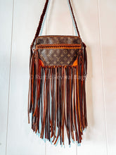 Load image into Gallery viewer, The Eve Crossbody