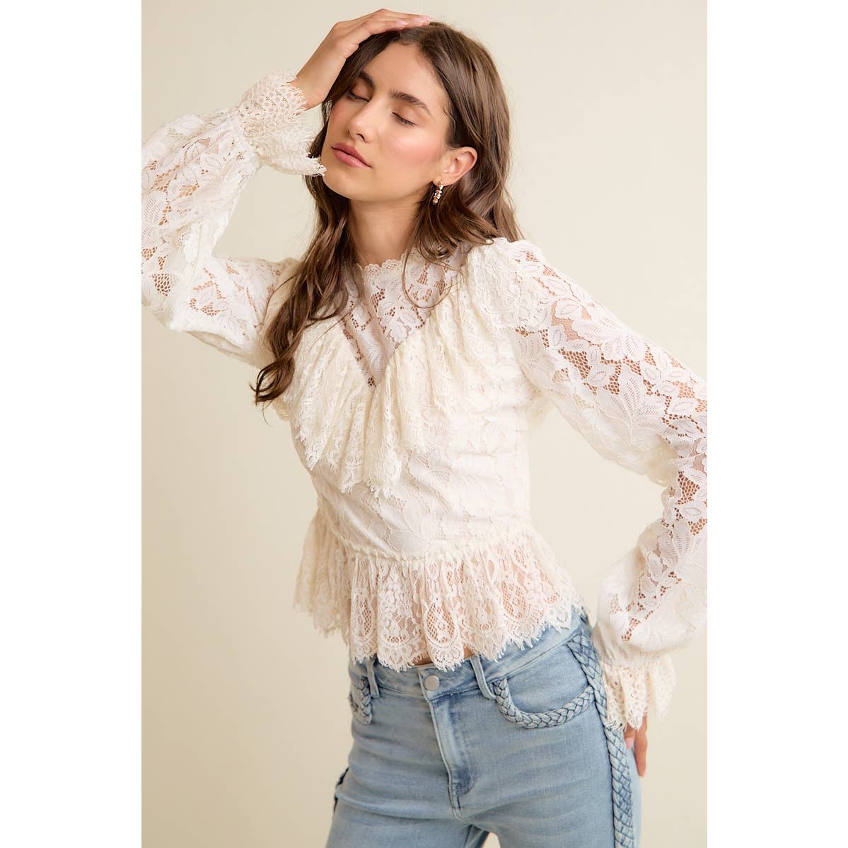 LACE RUFFLED BACK OPEN BLOUSE Cream