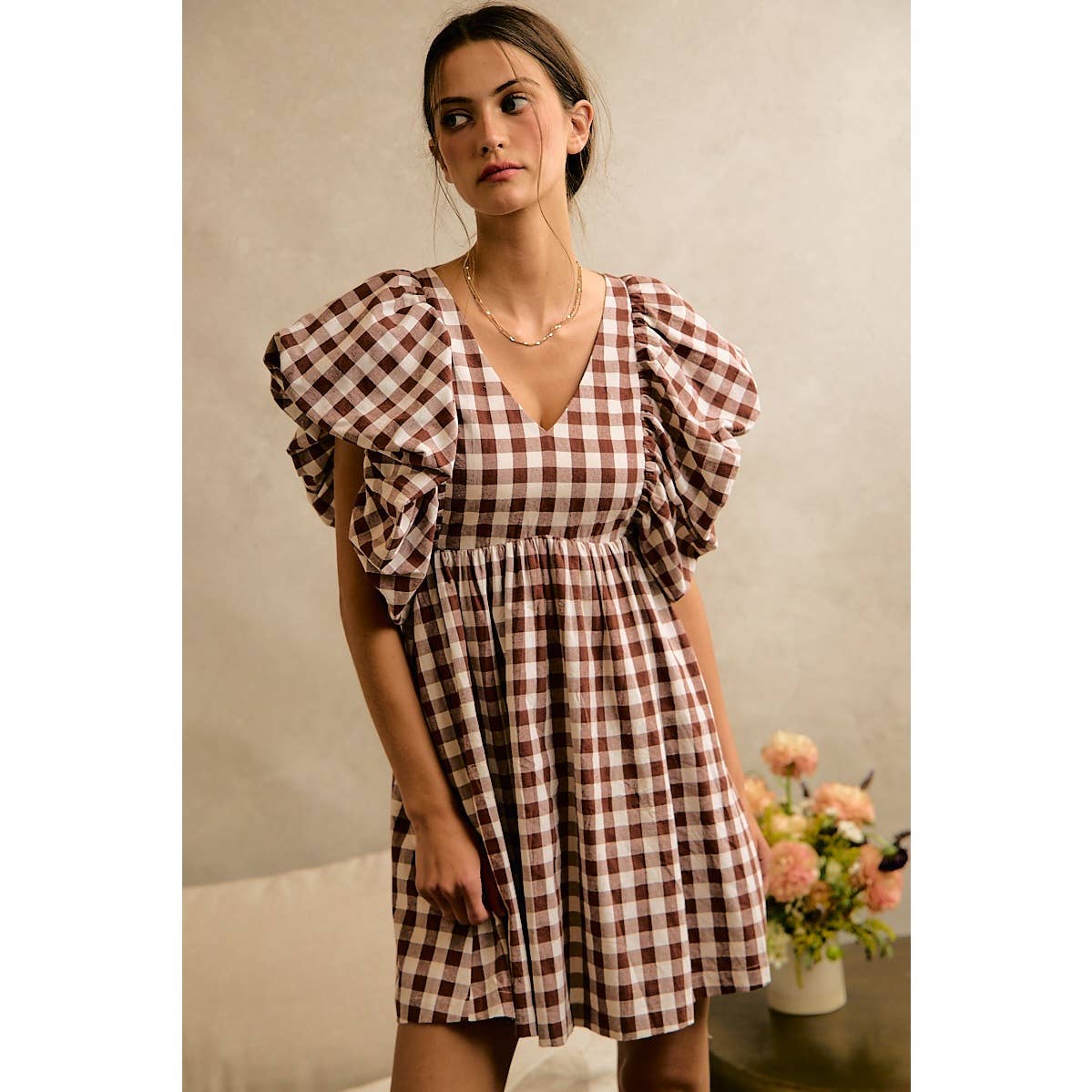 GINGHAM BUBBLE SMOCKED DRESS: BROWN