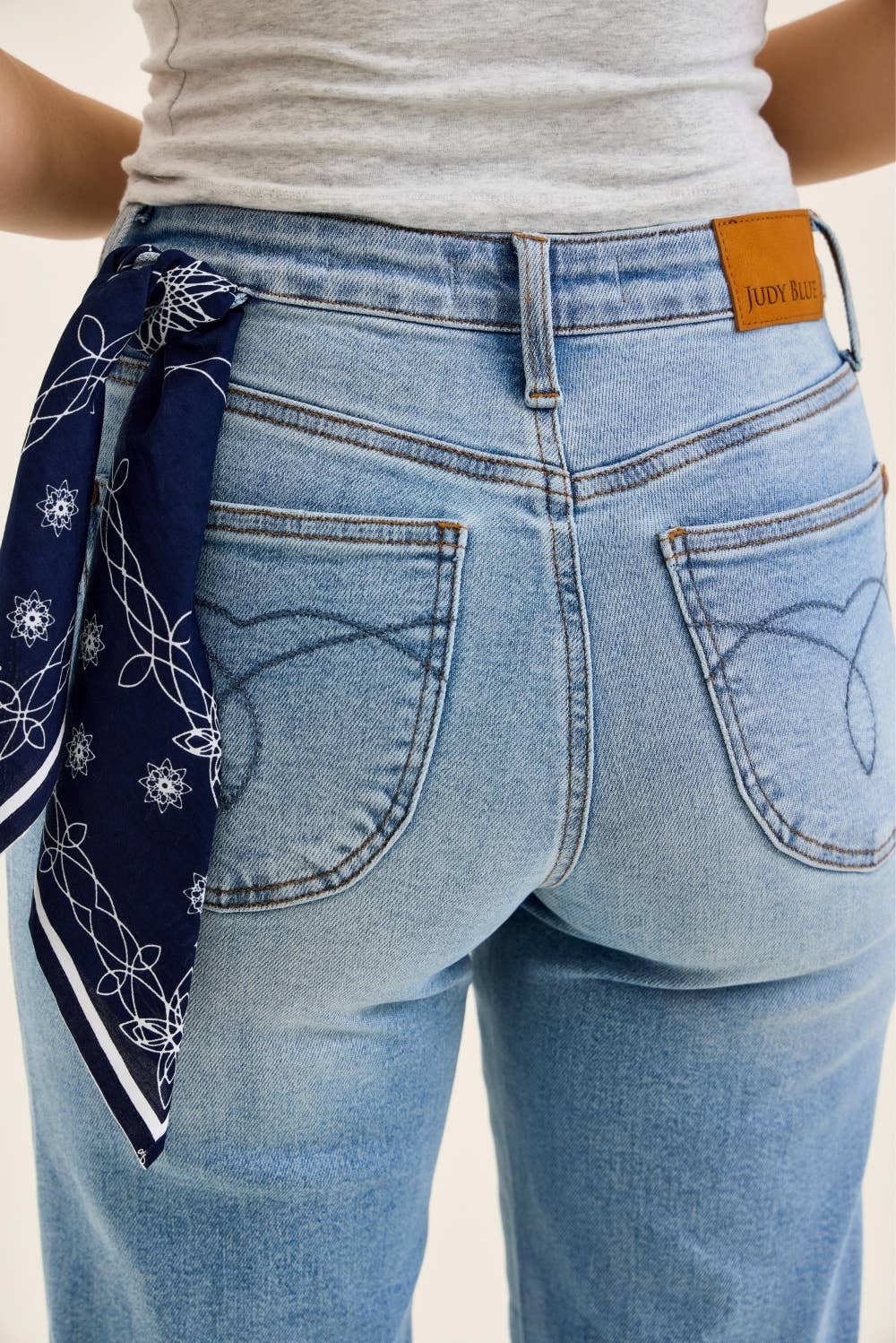 MR Ankle Straight w/ Bandana Loop: MD /