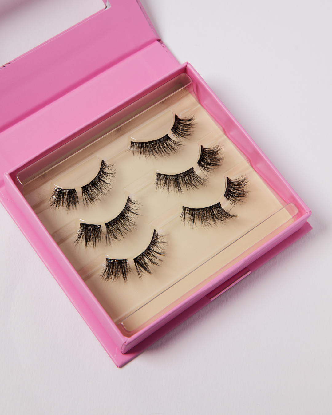 Dusk | Pop-On Lashes: The 75+ Lash