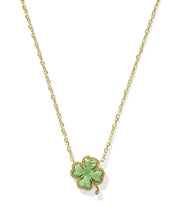 Load image into Gallery viewer, Clover Short Pendant Necklace
