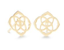 Load image into Gallery viewer, Dira Stud Earring
