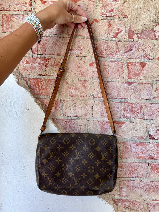 Monogram Musette Tango