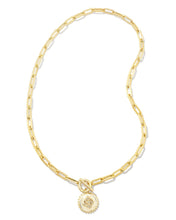 Load image into Gallery viewer, Brielle Convertible Medallion Chain Necklace in Gold
