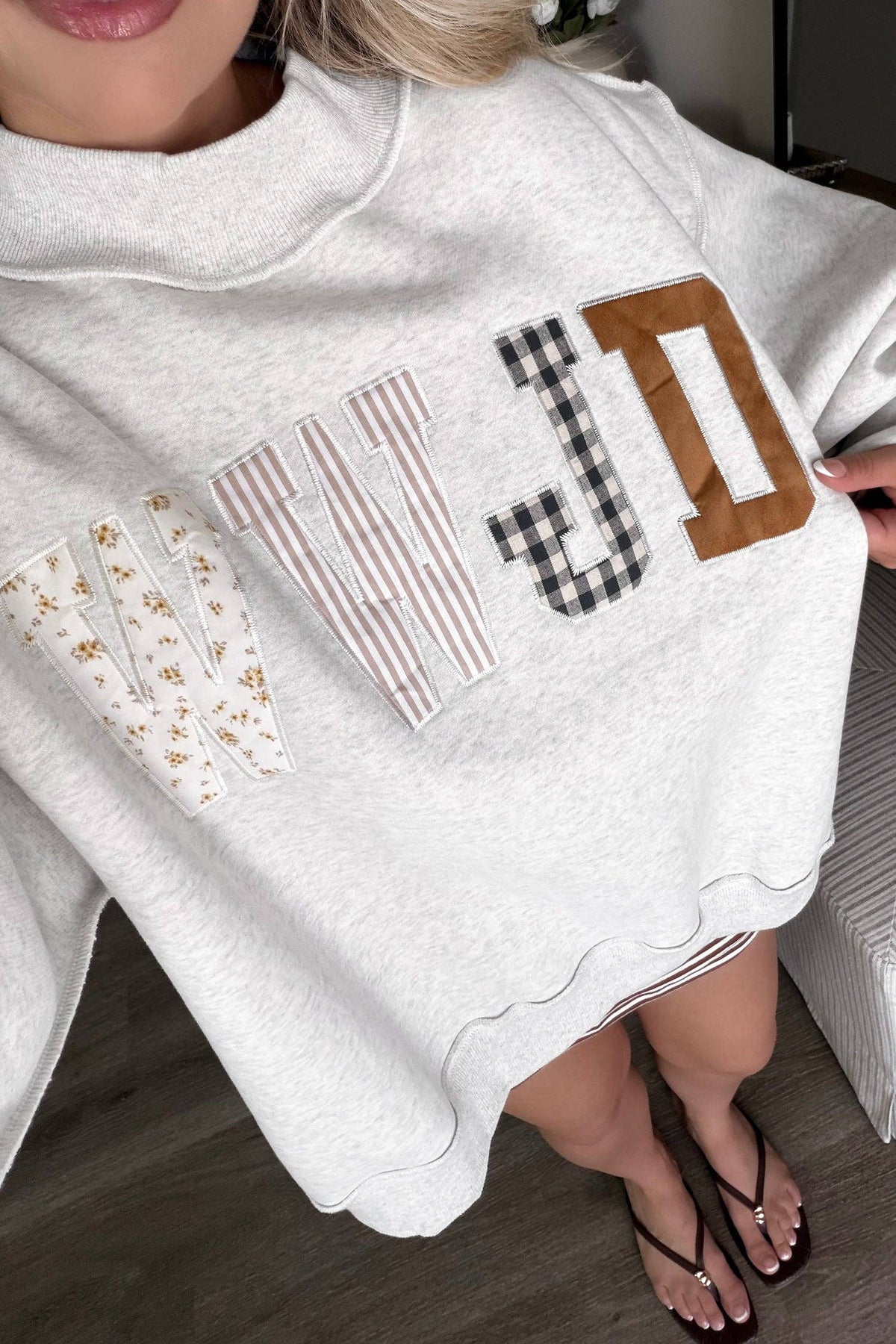 Gray WWJD Mixed Pattern Embroidered Patch Graphic Mock Neck Sweatshirt: Gray / 50%Polyester+50%Cotton / S-XL