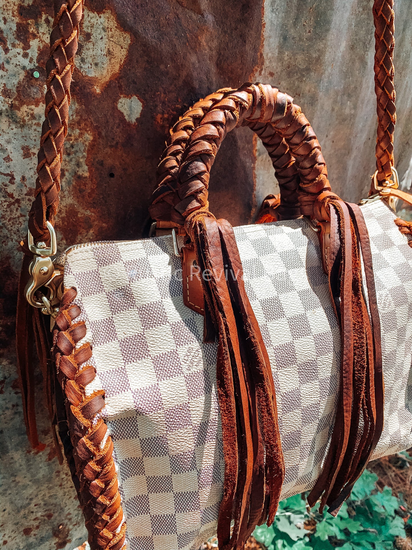 White Sarah Arm Bag