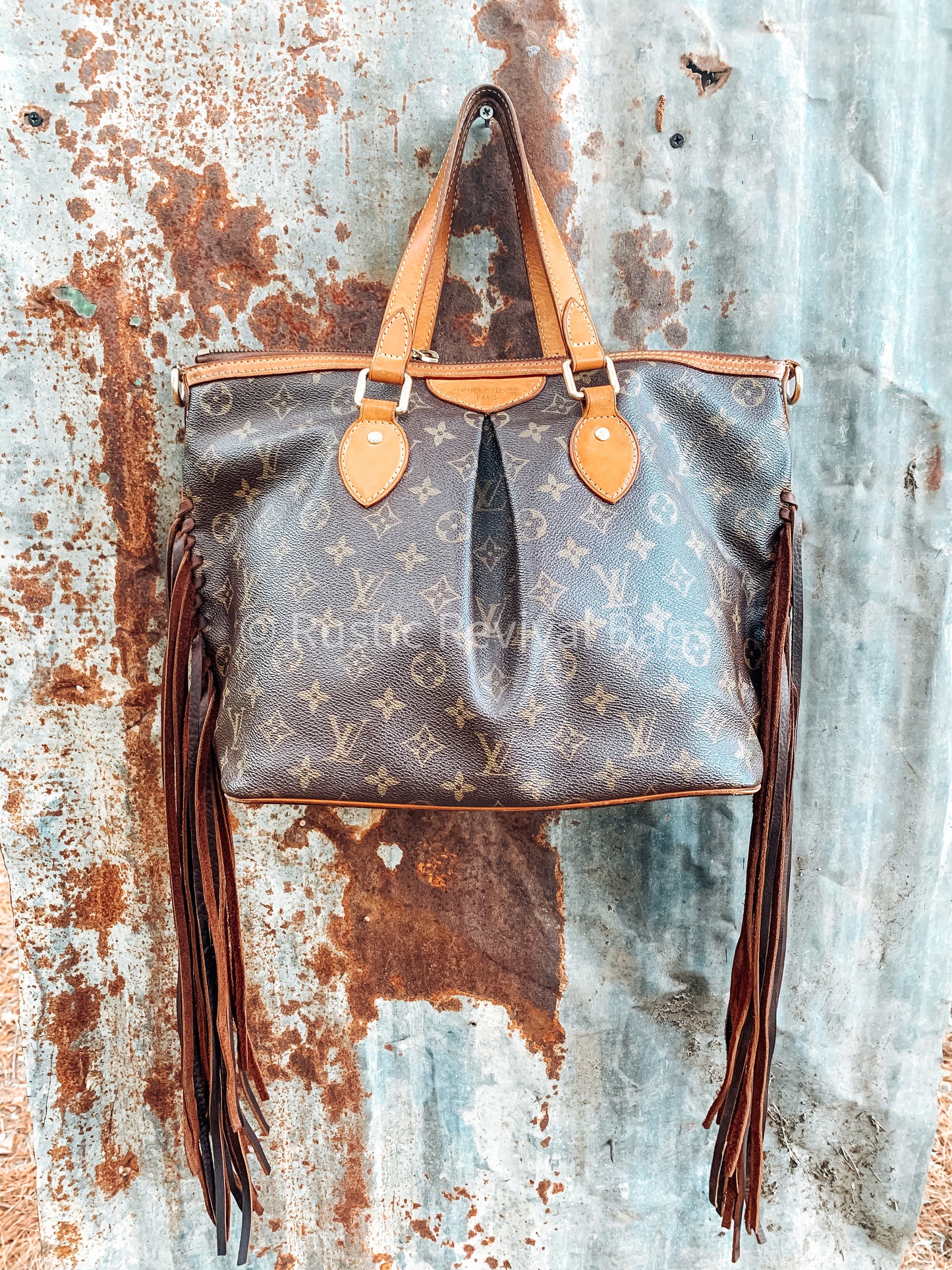 The Lydia Shoulder Bag