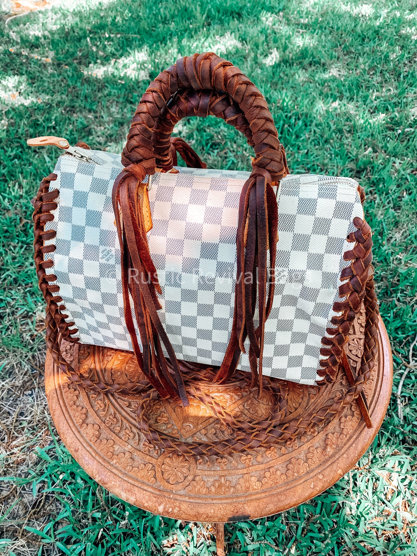 White Sarah Arm Bag