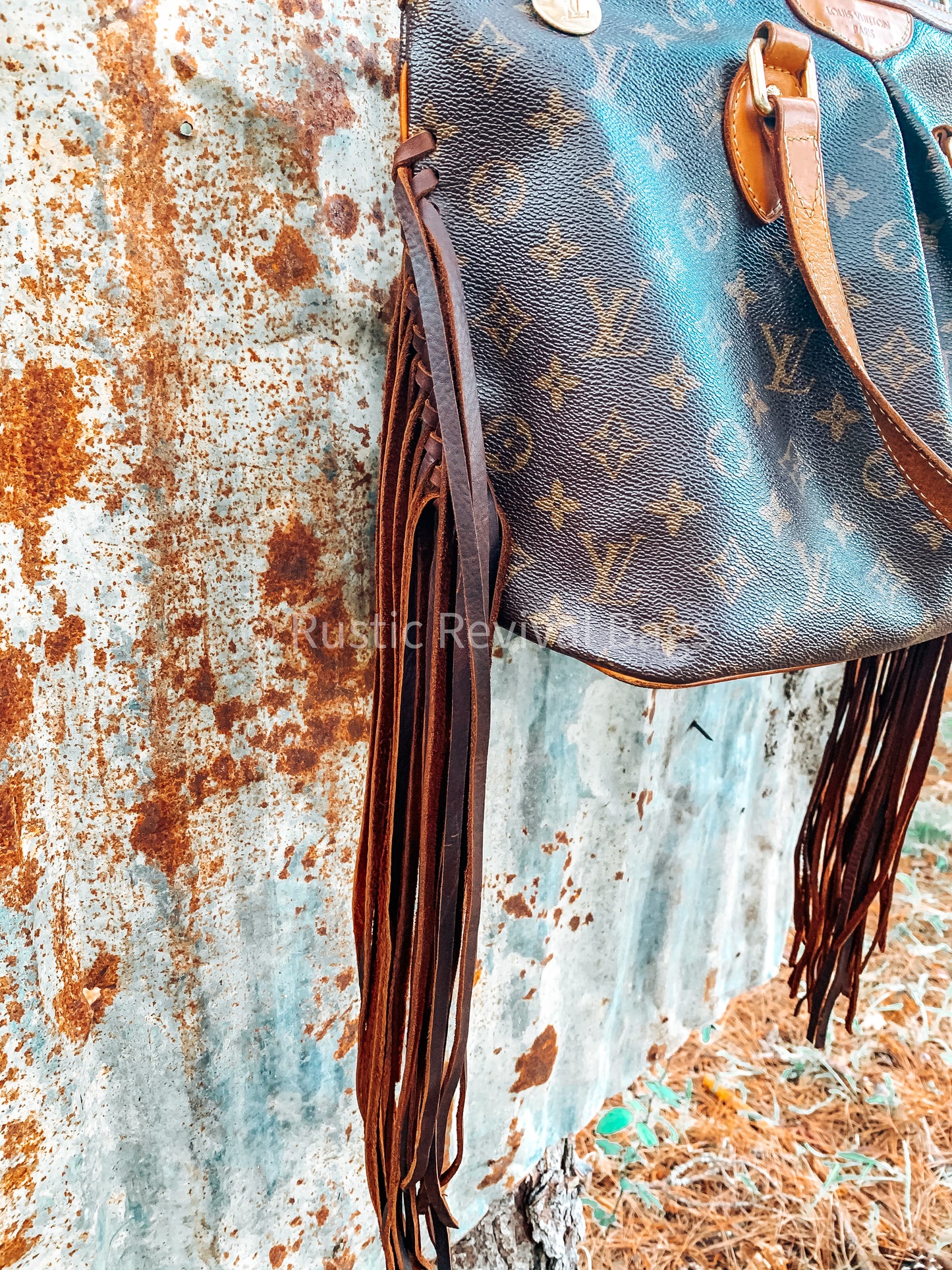 The Lydia Shoulder Bag
